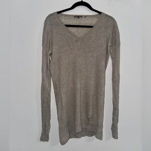 Vince Linen V-Neck Sweater with Side Slit - Size Large
